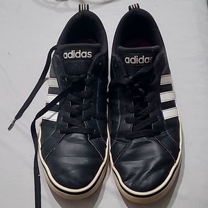 Adidas VS Pace size 10.5